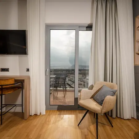 Acropolis Luxury Penthouses With Majestic Views * 雅典