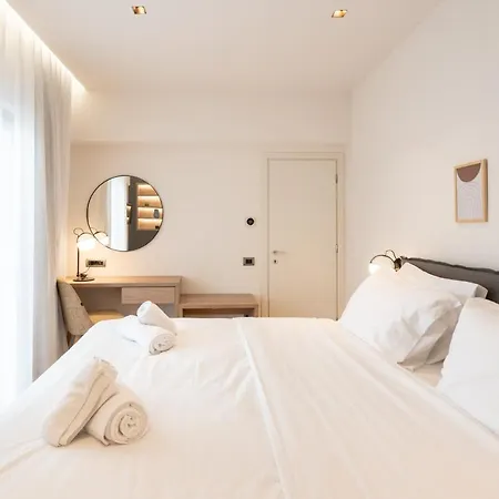 Acropolis Luxury Penthouses With Majestic Views 雅典
