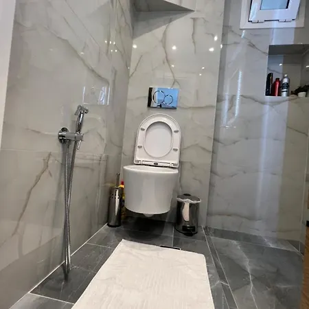 Apartment “plan B” *