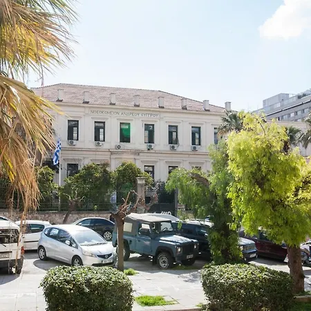 Discover Center By Foot, From Bright 1bdr! Daire Atina