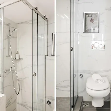 Daire Discover Center By Foot, From Bright 1bdr! Atina