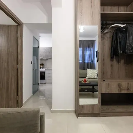 Rizari Cozy * Athens