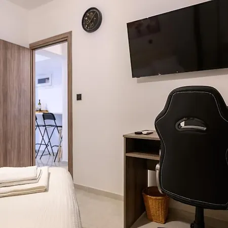 Rizari Cozy Apartment