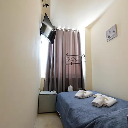 Apartment Pure Urban Bedboxes Acropolis Metro Petralona *