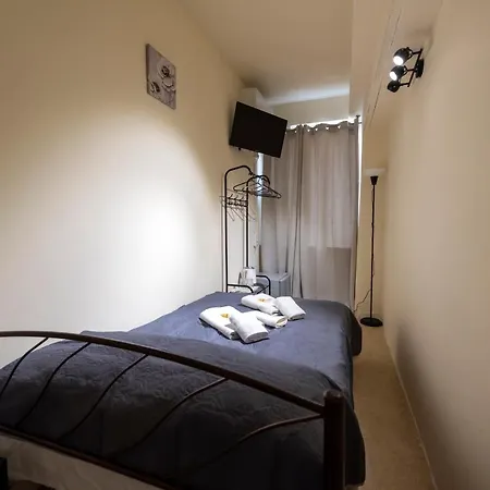 Pure Urban Bedboxes Acropolis Metro Petralona Apartment *