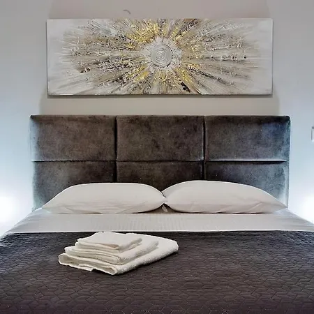 Melia Acropolis - New Apartment