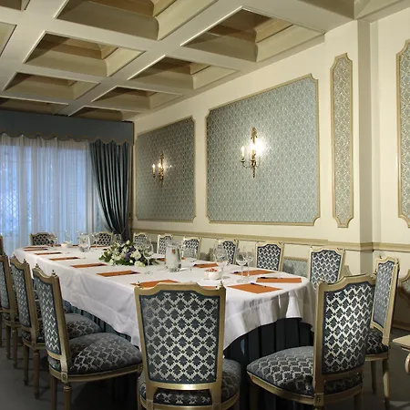 Hotel Royal Olympic 5*