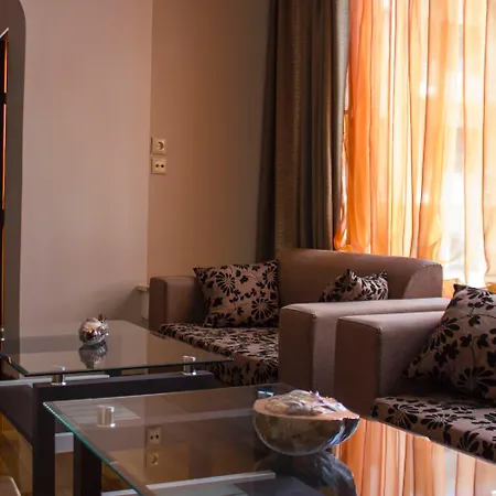 Ambrosia Hotell 4*