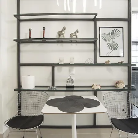 Milanou Glyfada G4 Corner *