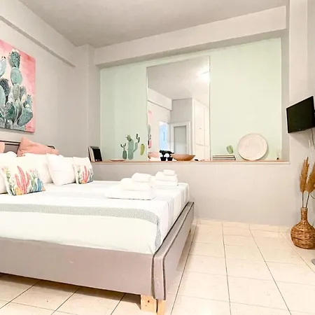 Apartamento Grace And Charm: Comfy Studio In Koukaki, Atenas