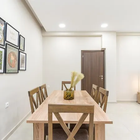 Apartment Cosy 2br Next To Bars & Restaurants Athens