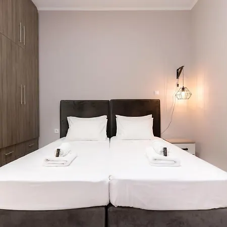 Cosy 2br Next To Bars & Restaurants Apartment