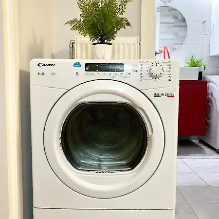 Kris Apartment *