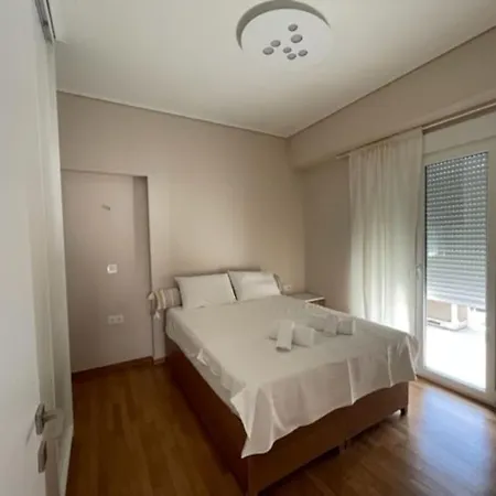 Apartment A-14 Light & Patio, New 2023! Next 2 Goulandris Museum! Pls Check Extra Fees For 2nd Athens
