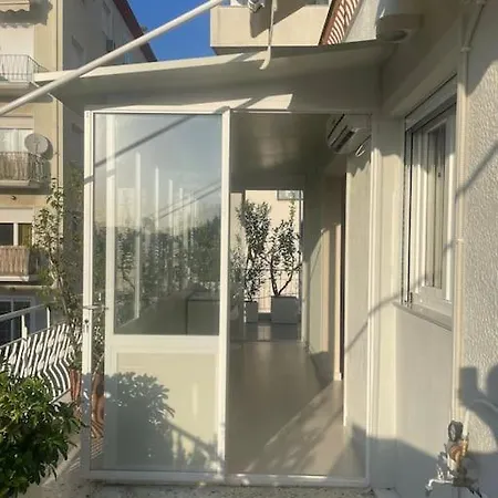 Apartment A-14 Light & Patio, New 2023! Next 2 Goulandris Museum! Pls Check Extra Fees For 2nd *