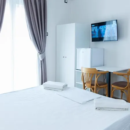 Silver Athens Double Room Inn