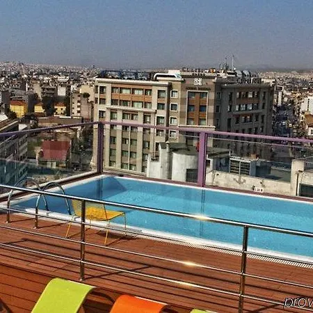 Novus Hotel 4*