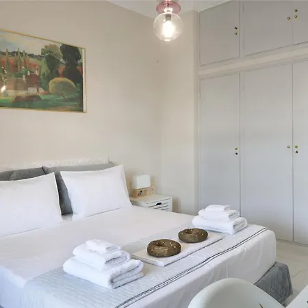 The Terrace Kiss Apartment Athens
