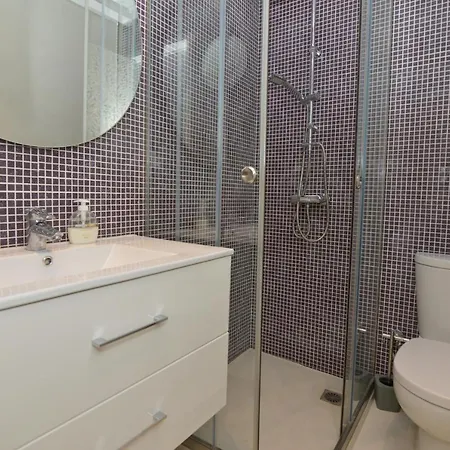 Acropolis Area 2 Bedroom 2 Min From Metro Syngrou Apartment