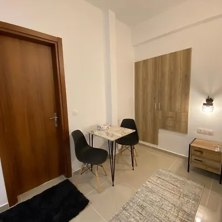Nafousa 1. Nafousa 2 Apartment Athens
