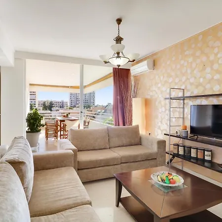 Διαμέρισμα Chalandri Family Penthouse - 1' From Metro Station *