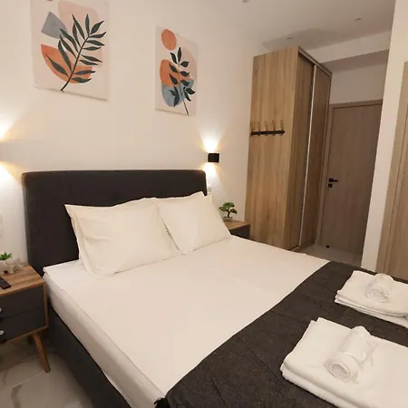 3bd Jacuzzi Mansion אתונה