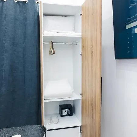 3bd Jacuzzi Mansion דירה אתונה