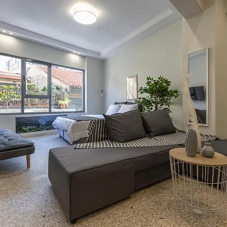 Kolokotronis Apartment *