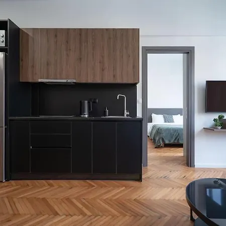 Apartment Heart: Downtown Athens
