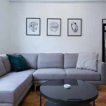 Apartment Heart: Downtown