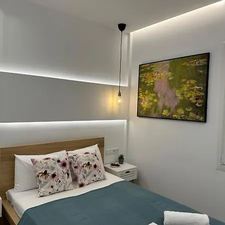 The Downtown Koukaki Spacious Luxury 5th Fl 2bd Athens