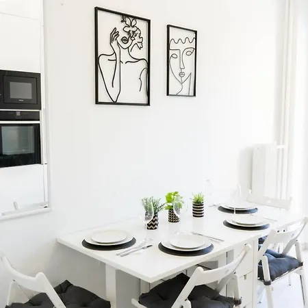 Bright Modern View Of The Acropolis 5 Min Walk Apartment Athens