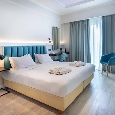 Cypria Otel Atina