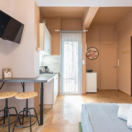 Under Acropolis Rock Apartment Athens