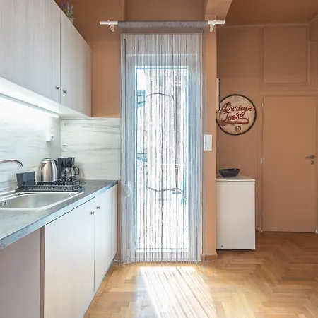 Apartment Under Acropolis Rock Athens
