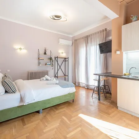Under Acropolis Rock Apartment Athens