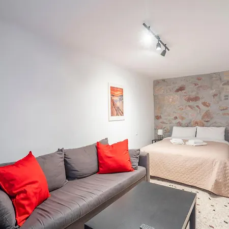 Apartment Athenian In Pagkrati *