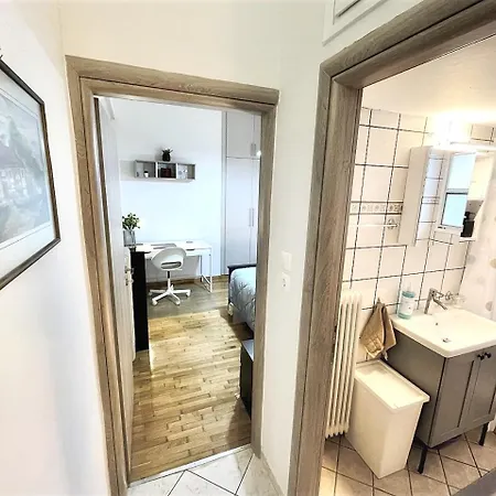Apartment Modern & Quiet 4th Floor Flat - 3' From Metro Athens
