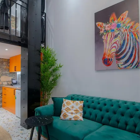 Delenco Trio Apartment Athens