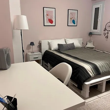 Cozy In Neos Kosmos Apartment *