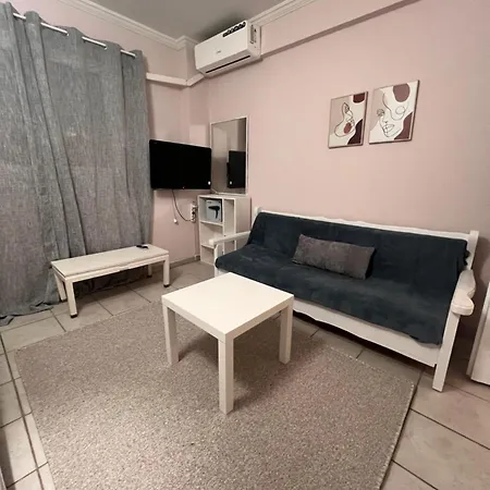 Apartment Cozy In Neos Kosmos