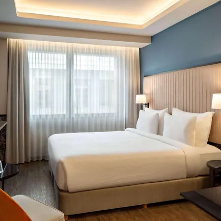 Key Hotel, Trademark Collection By Wyndham Atena