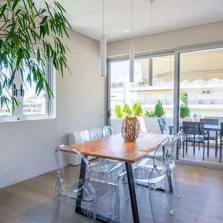 Luxurious Glyfada - Greecing *
