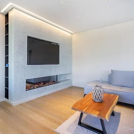 Apartment Luxurious Glyfada - Greecing Athens