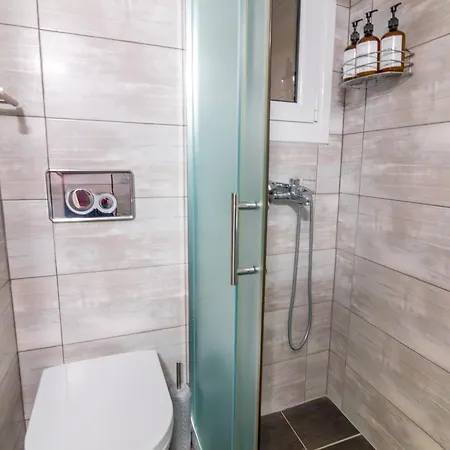 Elena Grey Apartment *
