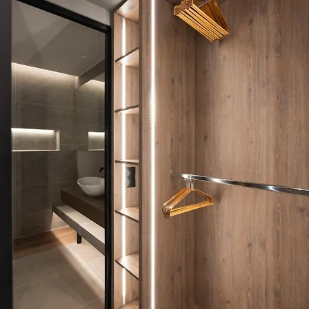 Διαμέρισμα Liv - Modern Heavenly Retreat In Exarcheia Αθήνα
