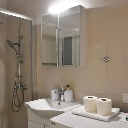 Apartment Urban Comfort In *