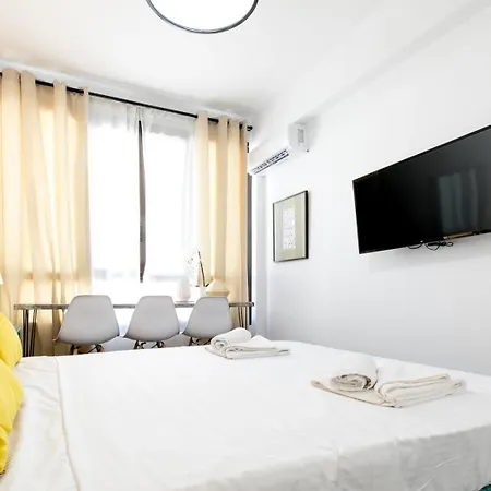 Vibrant Close To Panepistimio Metro-zaloggou Str * Athens