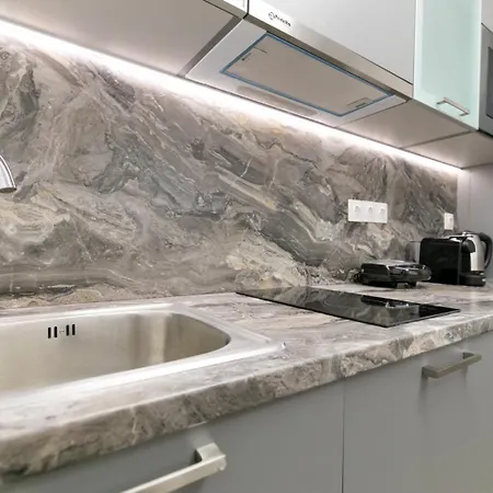 Vibrant Close To Panepistimio Metro-zaloggou Str