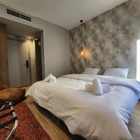 B21residence * Aten